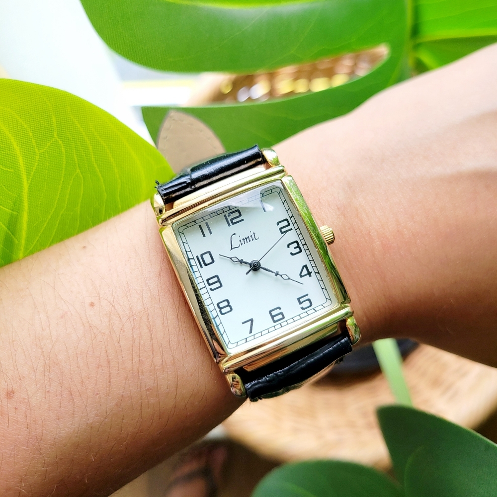 Vintage Limit Black Leather Watch